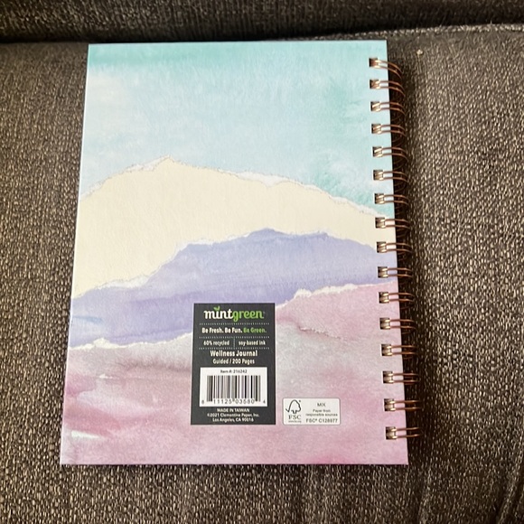 Wellness Journal, Journals for Women, undated journals - Picture 4 of 4